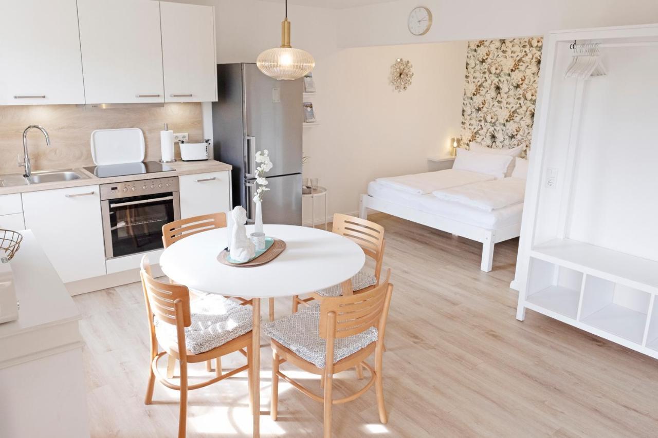 Fewo1846 Strandresidenz Wassersleben - Ostseenest - Modernes Studioapartment Mit Balkon Am Strand Harrislee Exteriör bild